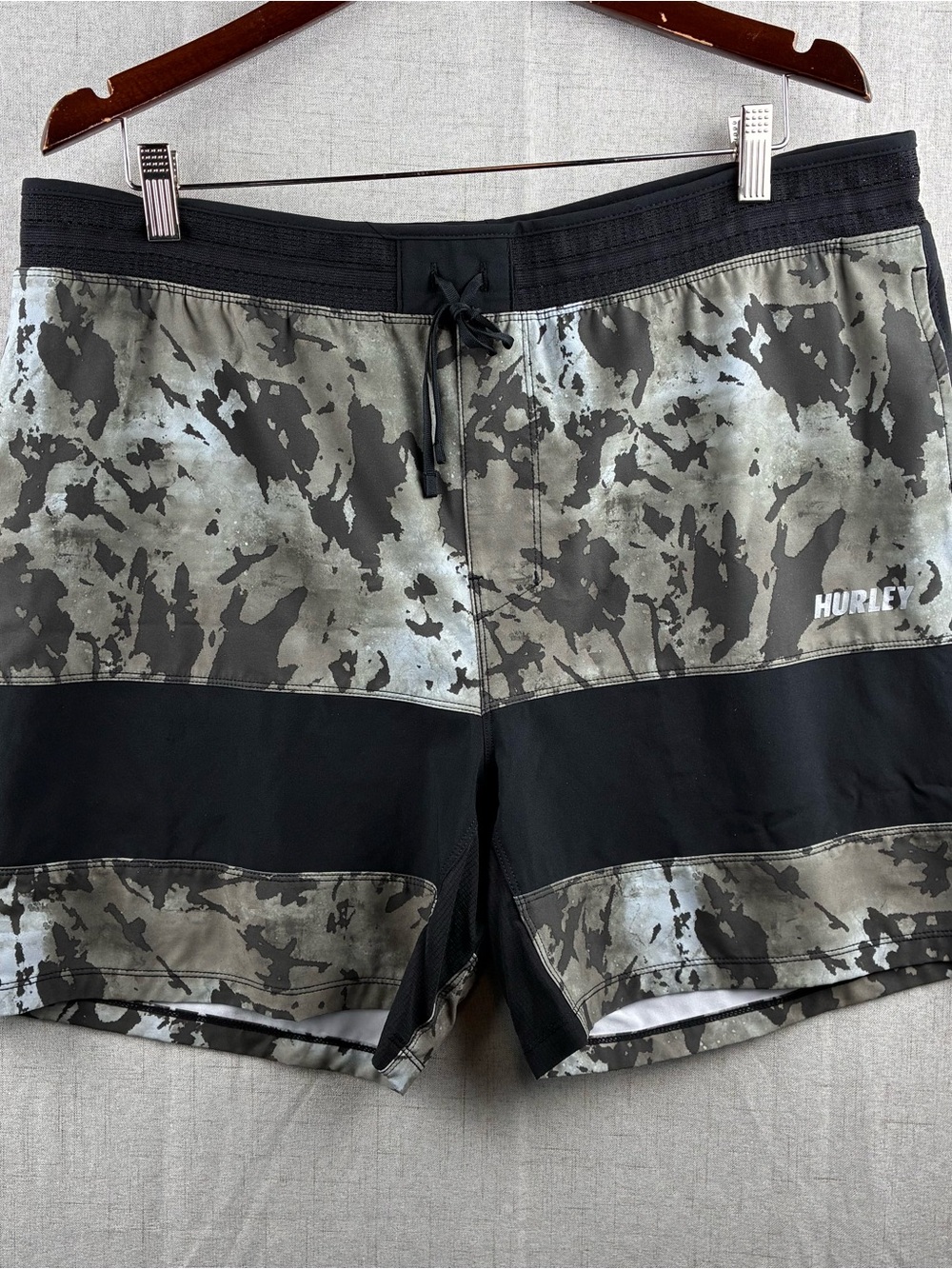 Hurley Board Shorts 38 Phantom Black Brown Camo Splatter L XL Surf Swim Trunks